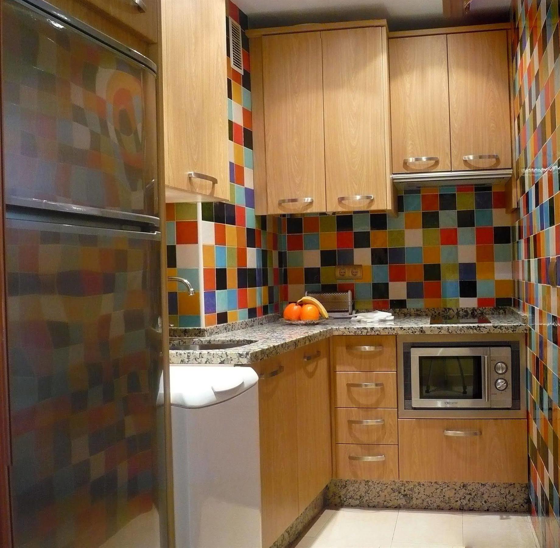 Apartamentos Suites Oficentro Málaga Kültér fotó