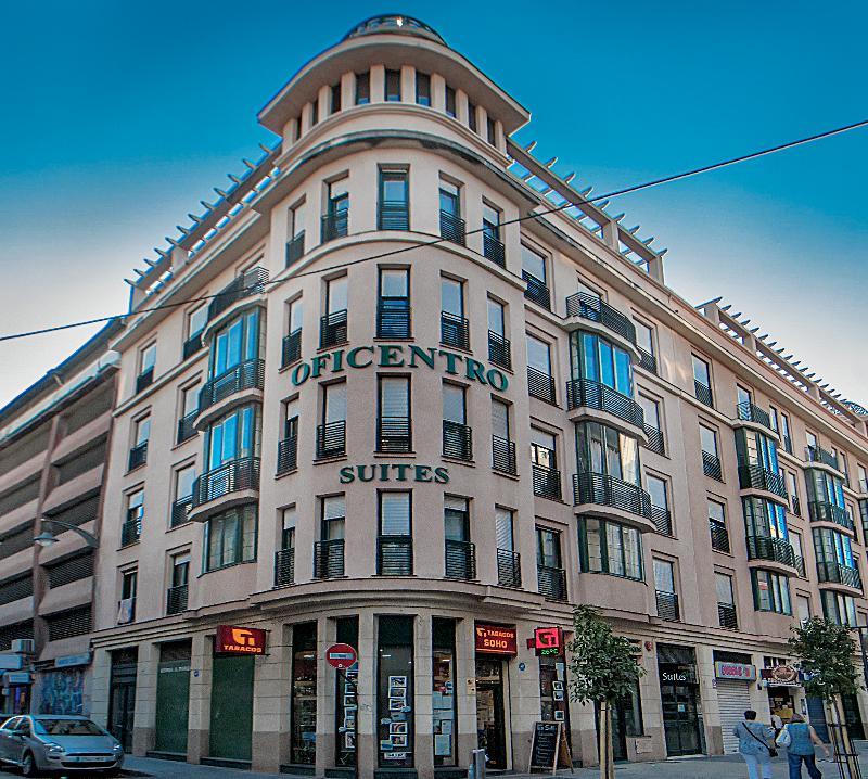 Apartamentos Suites Oficentro Málaga Kültér fotó