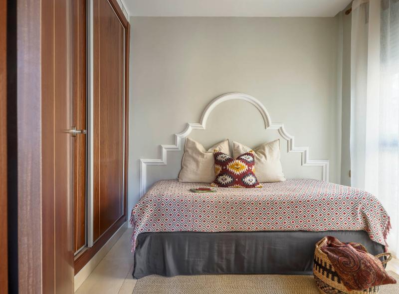 Apartamentos Suites Oficentro Málaga Kültér fotó